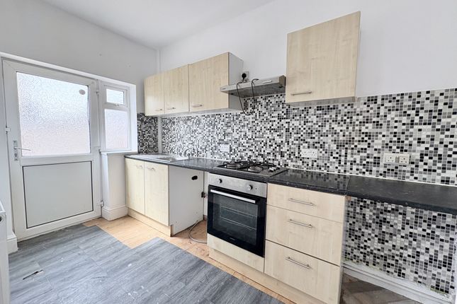 14, Durley Road, Blackpool photo 4