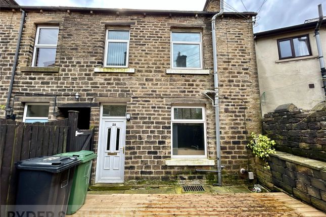 Terraced house to rent in Baker Street, Huddersfield, West Yorkshire