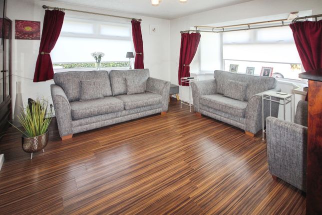 17, Silver Street, Holton le Clay, Grimsby photo 2