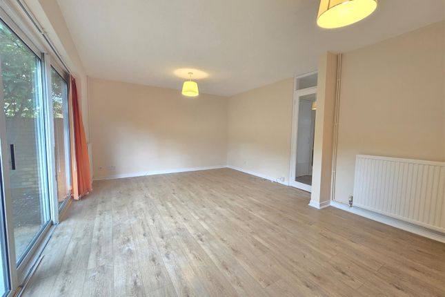 657, South Ninth Street, Milton Keynes photo 3