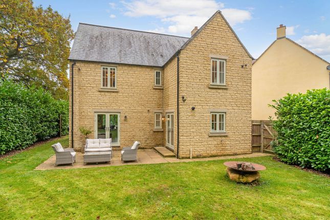 3 Merlin Close, Moreton-In-Marsh photo 4