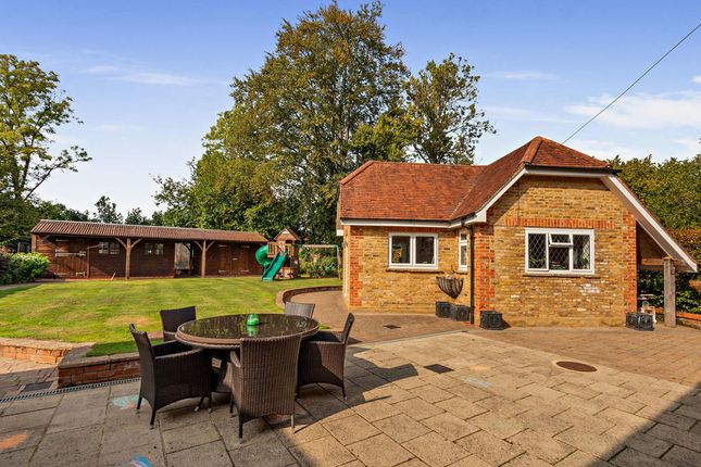 The Willows, Dorking Road, Abinger Hammer photo 3