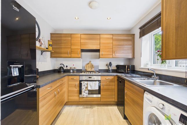 30, Heritage Way, Llanymynech photo 2