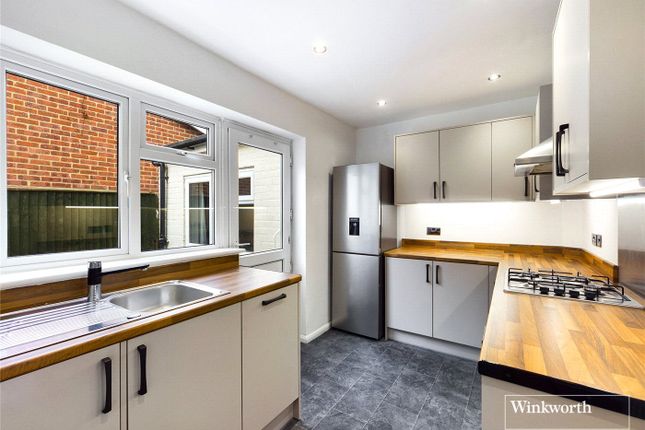 7, Gurney Drive, Reading photo 2
