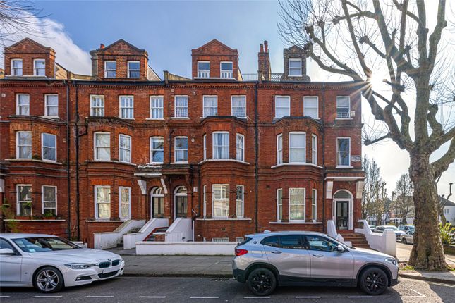 Flat to rent in Elgin Avenue, London