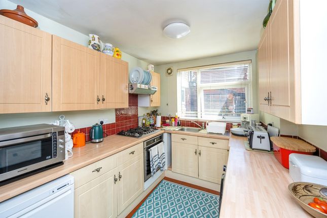 Flat for sale in Rowley Bank, Stafford
