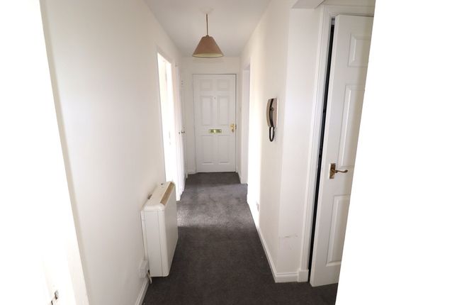 Dundee Court, New Carron, New Carron photo 2