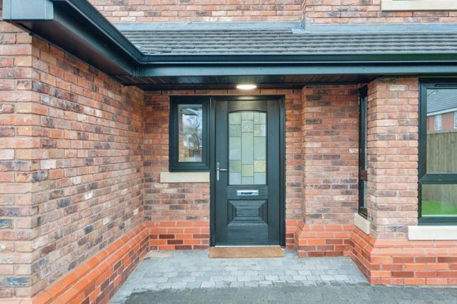 5, Victoria Place, Bevan Way, Cheshire photo 3