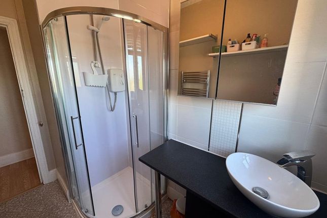 Room 3, Broadway, Didcot photo 5