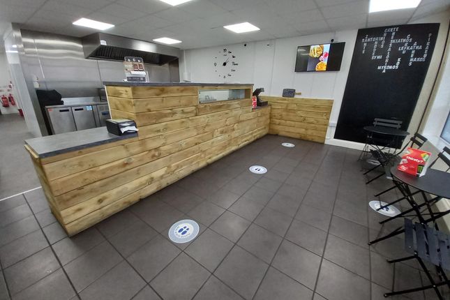 Thumbnail Restaurant/cafe for sale in Hot Food Take Away LN6, Lincolnshire