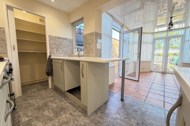 9, Epsom Road, RUGBY photo 5