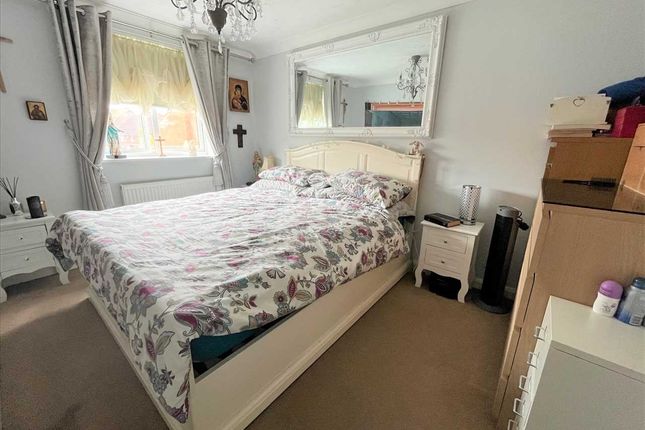 End terrace house for sale in Summers Close, Clapham, Bedford
