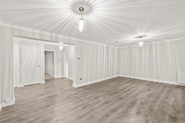 40 Guthrie Court, Auchterarder photo 4