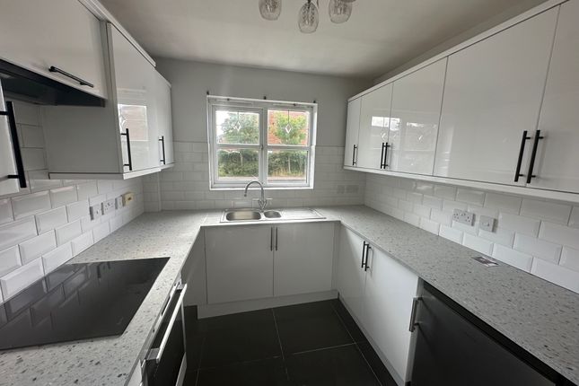 26 Livia Close, Hinckley photo 5