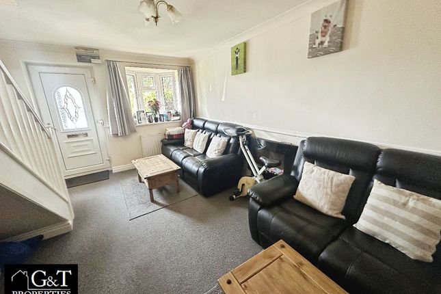 133 Commonside, Brierley Hill photo 3
