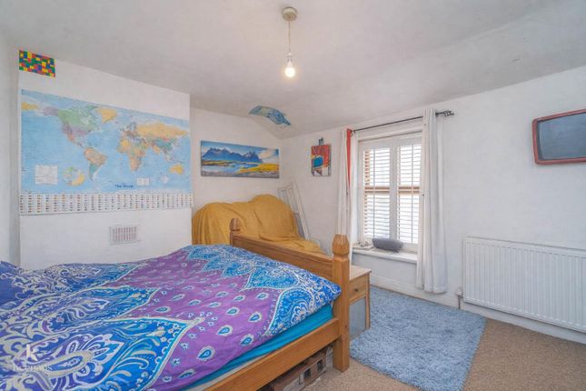 16, Spring Hill Road, Accrington photo 4