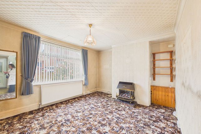 15 Rochester Gardens, Gateshead photo 2