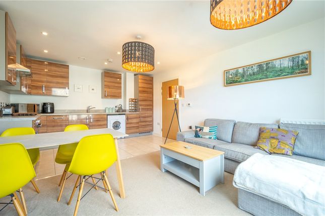 Flat for sale in Midland Road, Bath, Somerset