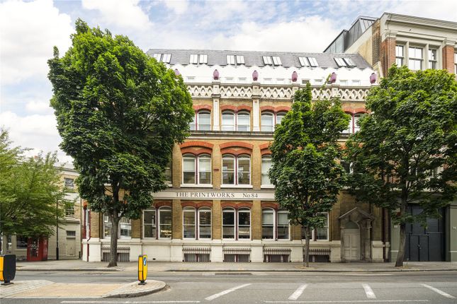 Thumbnail Flat for sale in Albemarle Way, London