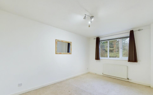 51, Wilmslow photo 4