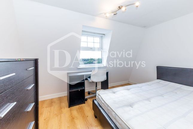 Flat to rent in Criterion Mews, Archway Holloway, London