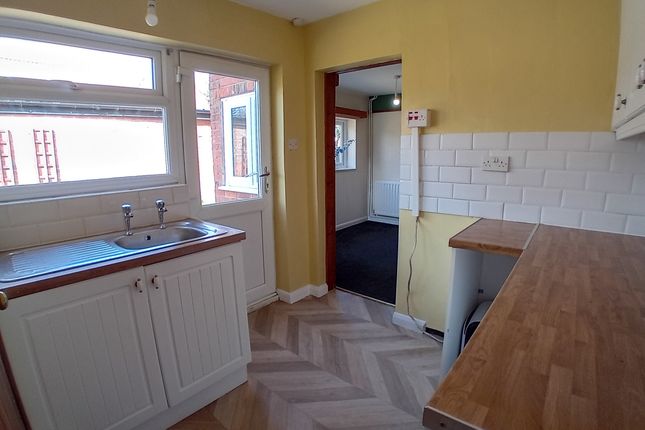 Semi-detached house to rent in Main Street, Dorrington, Lincoln