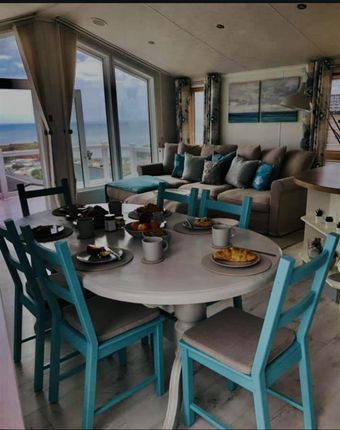 28, Ocean View, Exmouth photo 3