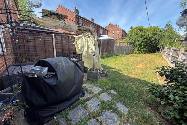 7, Valley Road, Telford photo 2