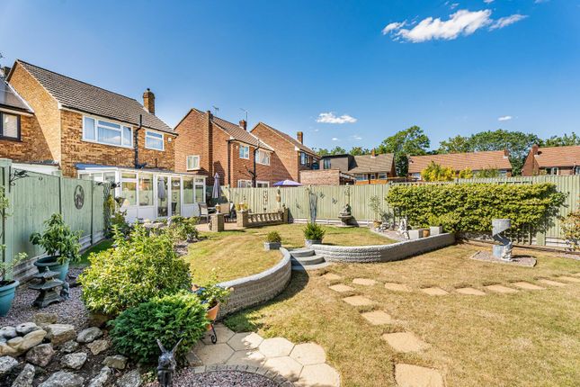 7, Dudley Avenue, Waltham Cross photo 4