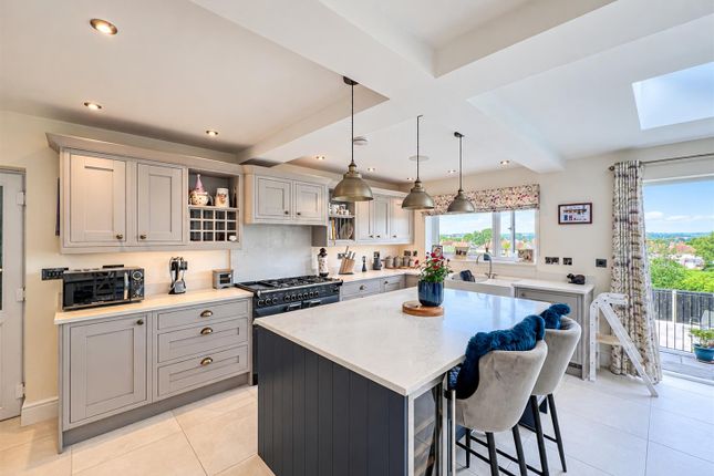 25, Windsor Drive, Leek photo 4
