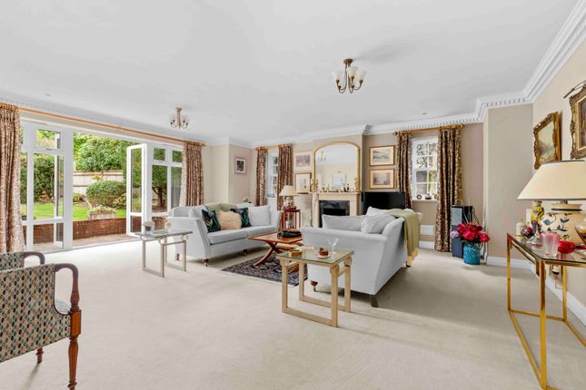 Burleigh House, 23 Furzefield Road, Beaconsfield photo 2