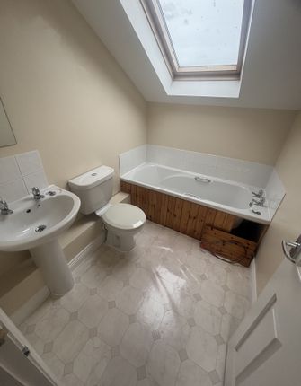 FLAT 1, MIDLAND ROAD, THRAPSTON photo 5