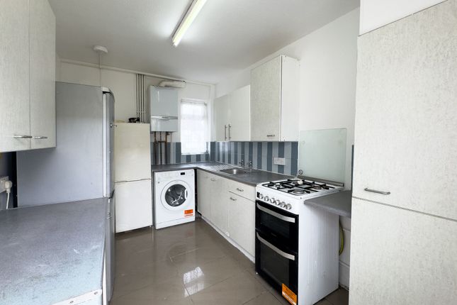 48 Attewood Avenue, London photo 4