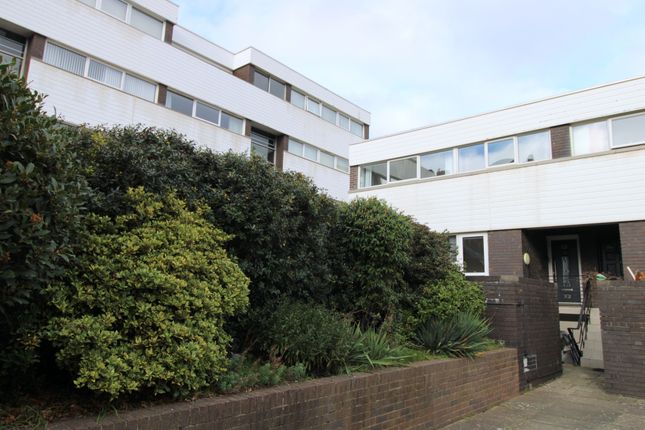 2-bed house on Glendower Court, Rhyl, £135,000
