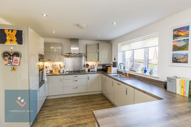 78 Firecrest Way, Tarporley photo 4