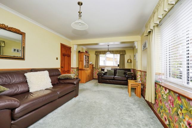 Hazel Close, Dover photo 4