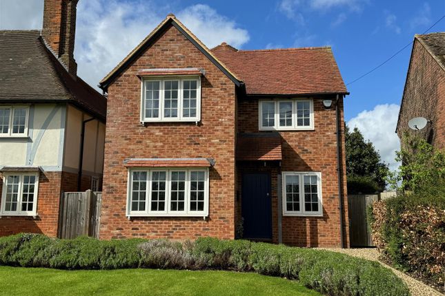 Thumbnail Detached house for sale in Frinsted Road, Milstead, Sittingbourne