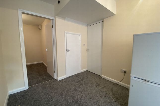 Flat 2 8, Sawday Street, Leicester photo 4