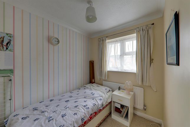 Terraced house for sale in Cypress Avenue, Worthing