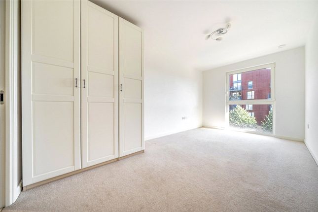 36 Nyland Court,, Naomi Street, London photo 4