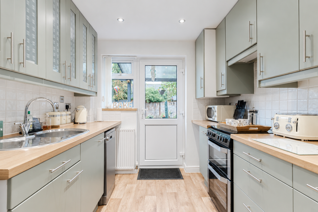 5 Hawthorn Way, Bristol photo 4