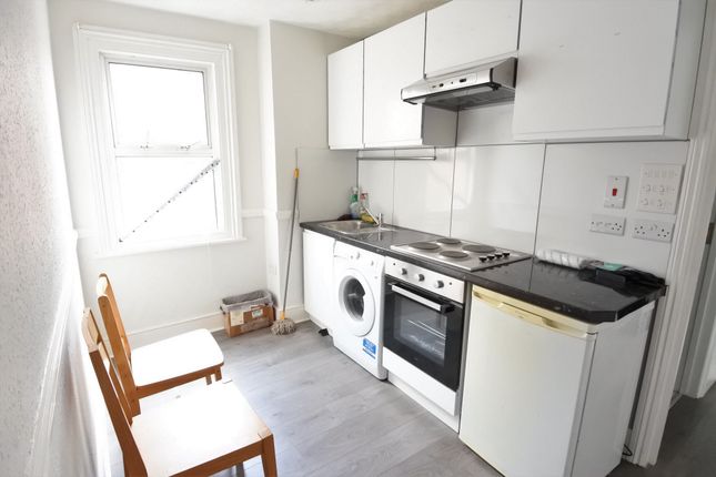Thumbnail Studio to rent in Larch Road, Cricklewood