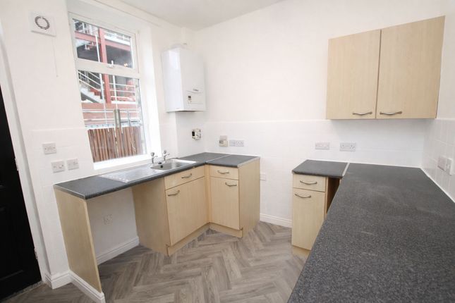 48 Cambridge Street, Todmorden photo 3