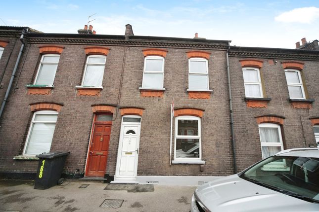 Terraced house for sale in High Town Road, Luton