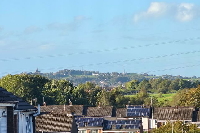 5, Farland Grove, Stoke-on-Trent photo 4