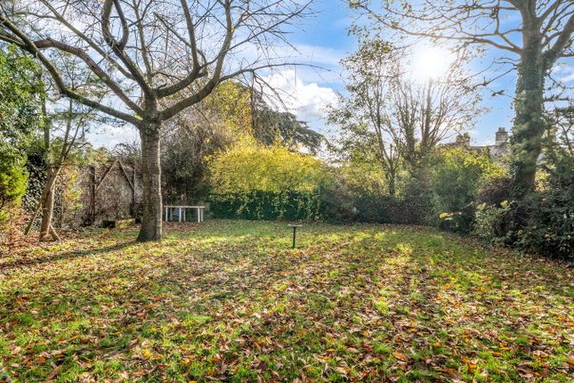 Garden Cottage, Cainscross Road, Stroud photo 2