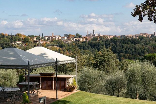 Villa for sale in Toscana, Siena, Siena