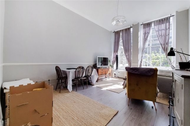 Flat 6,, Godwin House, Shooters Hill photo 2