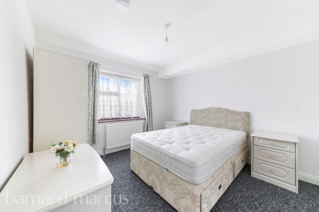 101, Winchcombe Road, CARSHALTON photo 4