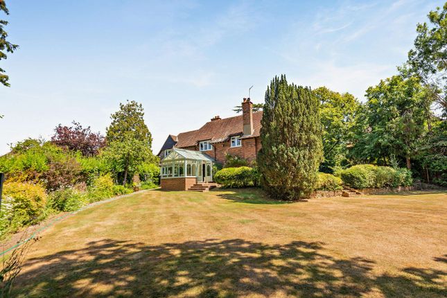 Abbots Cottage, 9, Abbotswood, Surrey photo 4